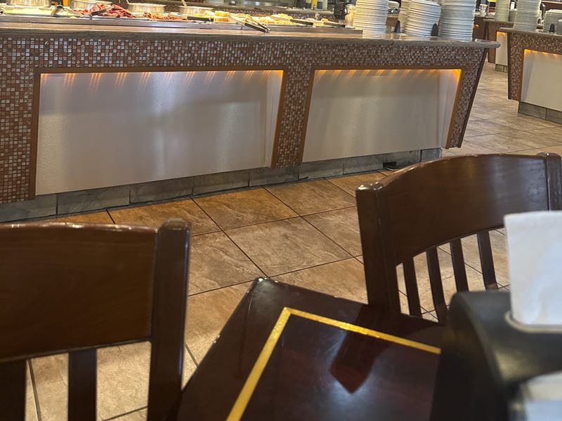 China Harbor Buffet interior